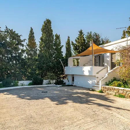 Tinos House Of 75 Square Meters *