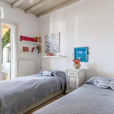 Apartamento Tinos House Of 75 Square Meters *